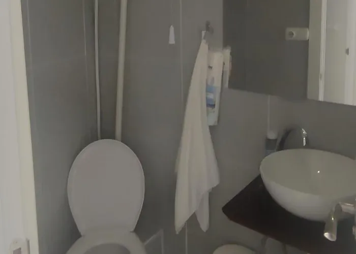 Bilbao Habitaciones Homestay